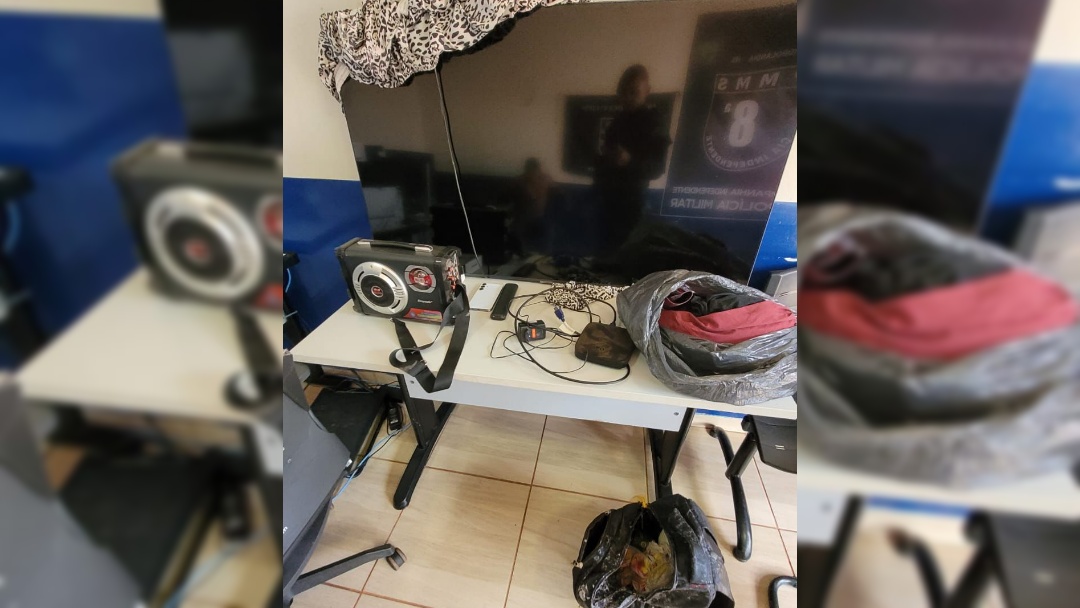 Suspeito com 36 passagens pela pol&iacute;cia furta eletr&ocirc;nicos e consome lanche de crian&ccedil;a
