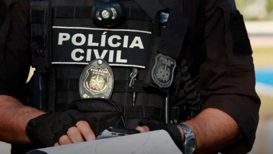 Homem morre em apartamento e é devorado por onze cães