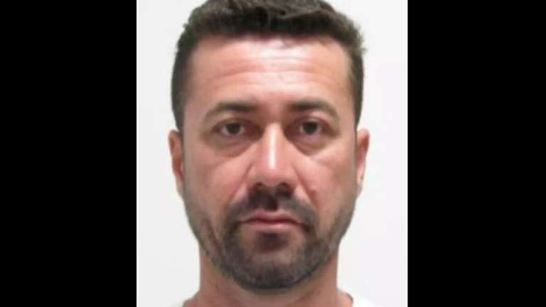 Investigador suspeito de esquema de contrabando &eacute; solto ap&oacute;s pagar fian&ccedil;a