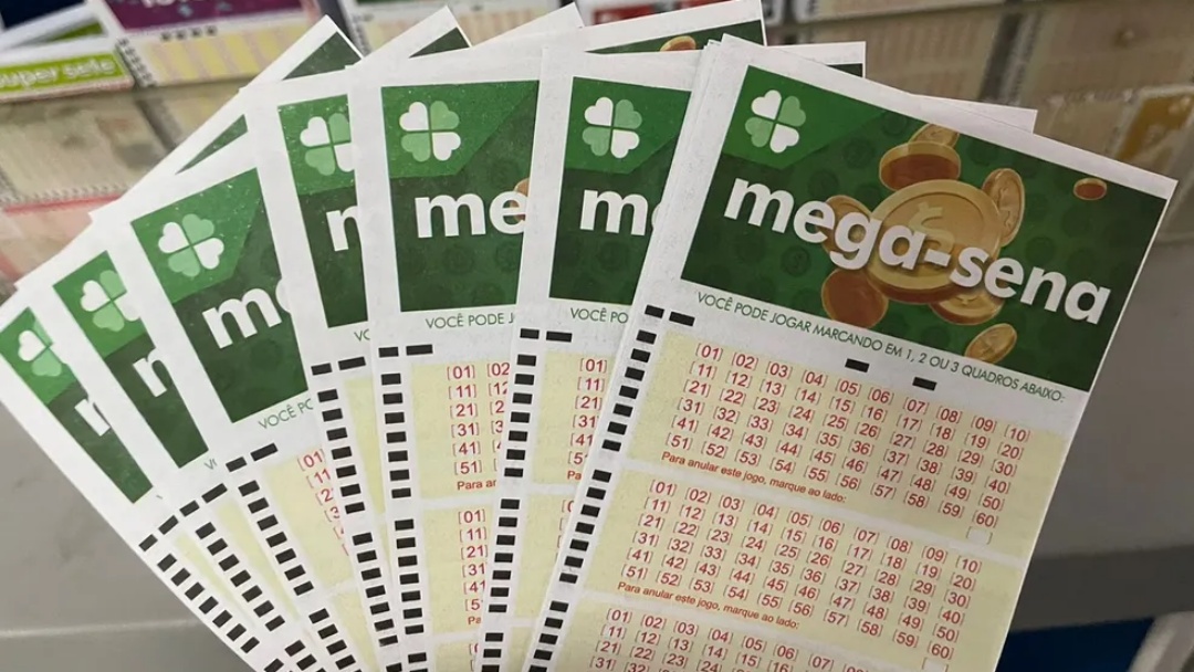 Pr&ecirc;mio da Mega-Sena pode chegar a R$ 40 milh&otilde;es neste s&aacute;bado