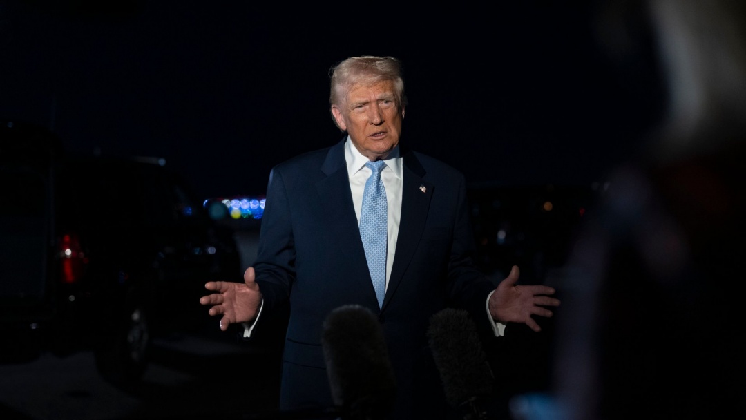 Trump diz que navios petroleiros est&atilde;o a caminho dos EUA para buscarem petr&oacute;leo e g&aacute;s