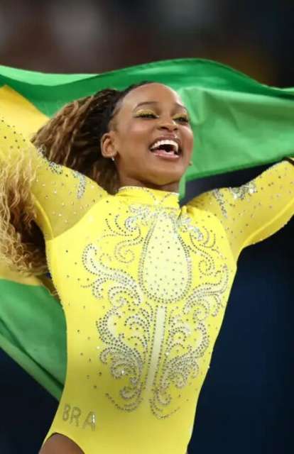 Rebeca Andrade anuncia retorno &agrave;s competi&ccedil;&otilde;es neste ano ap&oacute;s pausa em 2025   