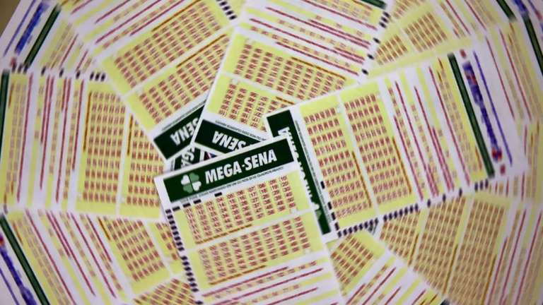 Mega-Sena acumula e pr&ecirc;mio vai a R$ 45 milh&otilde;es 