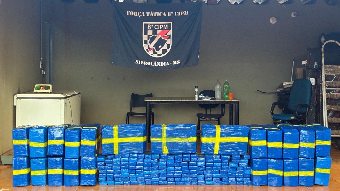 Pol&iacute;cia Militar apreende 751 kg de maconha em ve&iacute;culo abandonado na MS-162