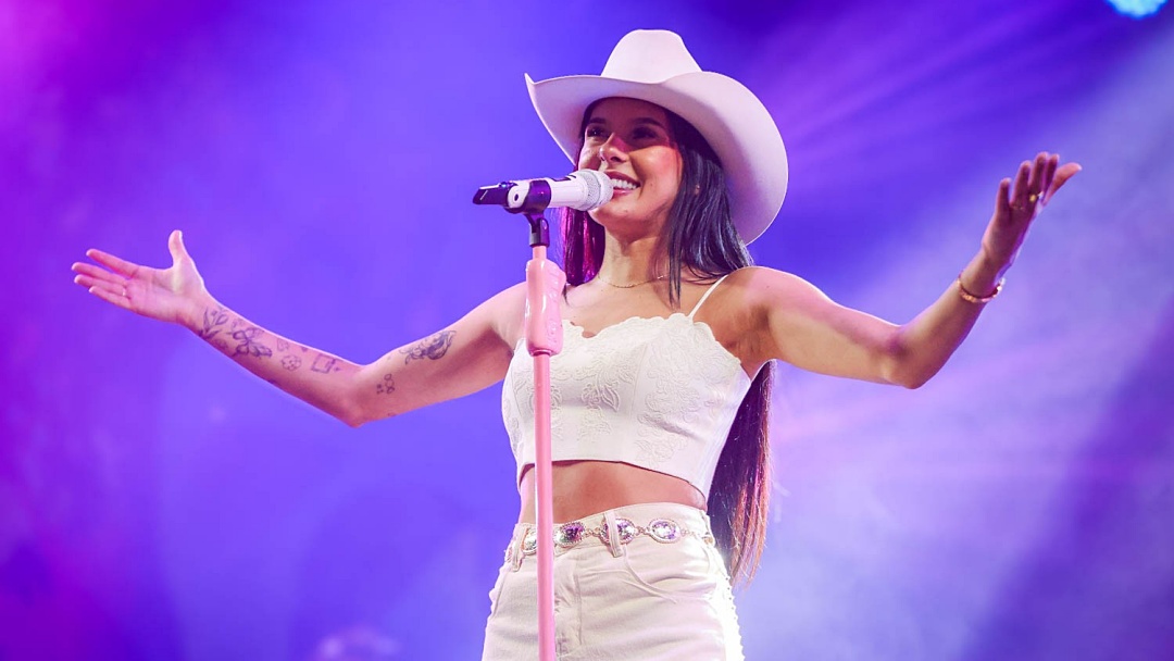 Sindicato Rural confirma Ana Castela dia 10 de dezembro na Expo Sidrol&acirc;ndia 2026