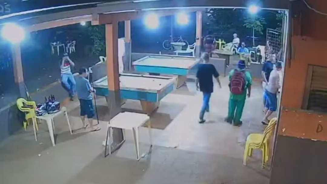 Homem &eacute; preso suspeito de matar idoso de 60 anos a facadas em bar de Campo Grande