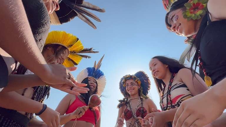 Comunidade ind&iacute;gena promove programa&ccedil;&atilde;o especial no Dia dos Povos Origin&aacute;rios 