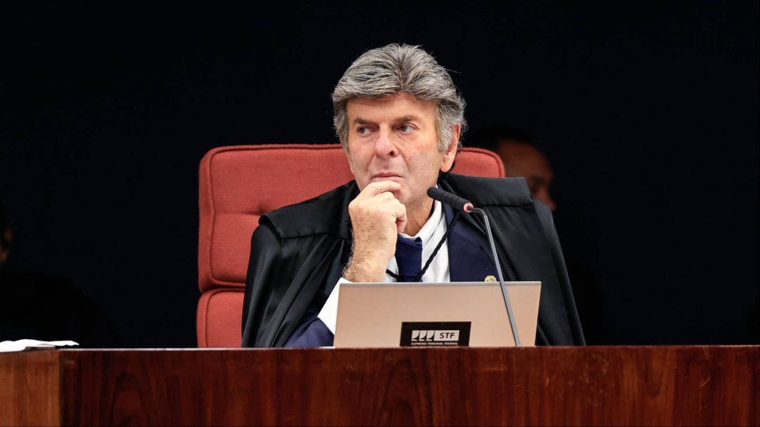 Fux vota para manter pris&atilde;o de ex-presidente do BRB; Toffoli se declara suspeito