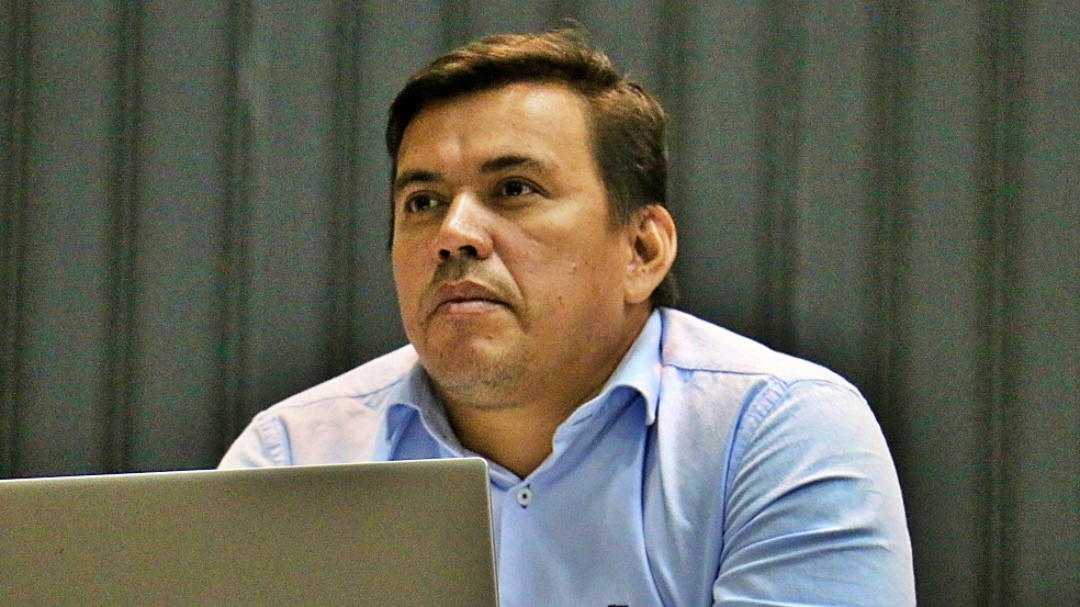 Vereador critica prefeito por priorizar cach&ecirc; de Ana Castela enquanto entidades seguem sem subven&ccedil;&atilde;o