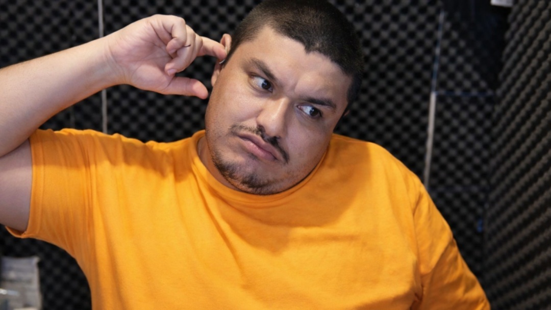 Man&iacute;aco da Cruz ser&aacute; interrogado nesta ter&ccedil;a por jogar urina em policial  