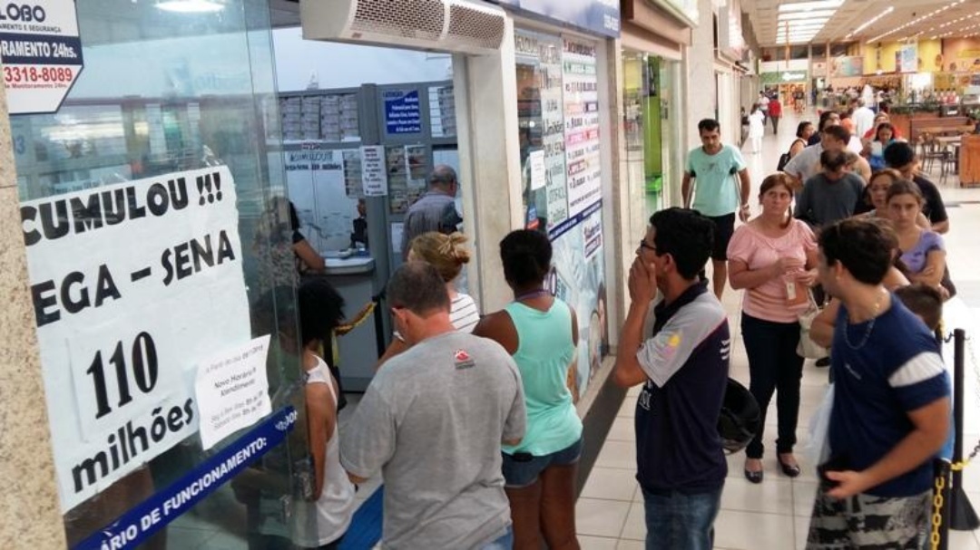 Mega-Sena acumula e pr&oacute;ximo pr&ecirc;mio chega a R$ 115 milh&otilde;es