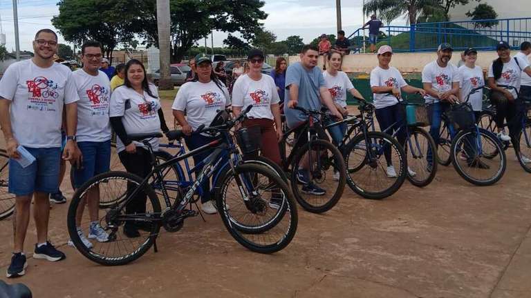 Pedalando Contra a Dengue re&uacute;ne moradores e refor&ccedil;a preven&ccedil;&atilde;o em Sidrol&acirc;ndia