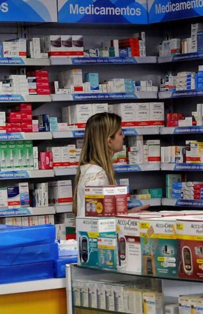 IPCA-15 t&ecirc;m alta de 0,89% em abril, diz IBGE   