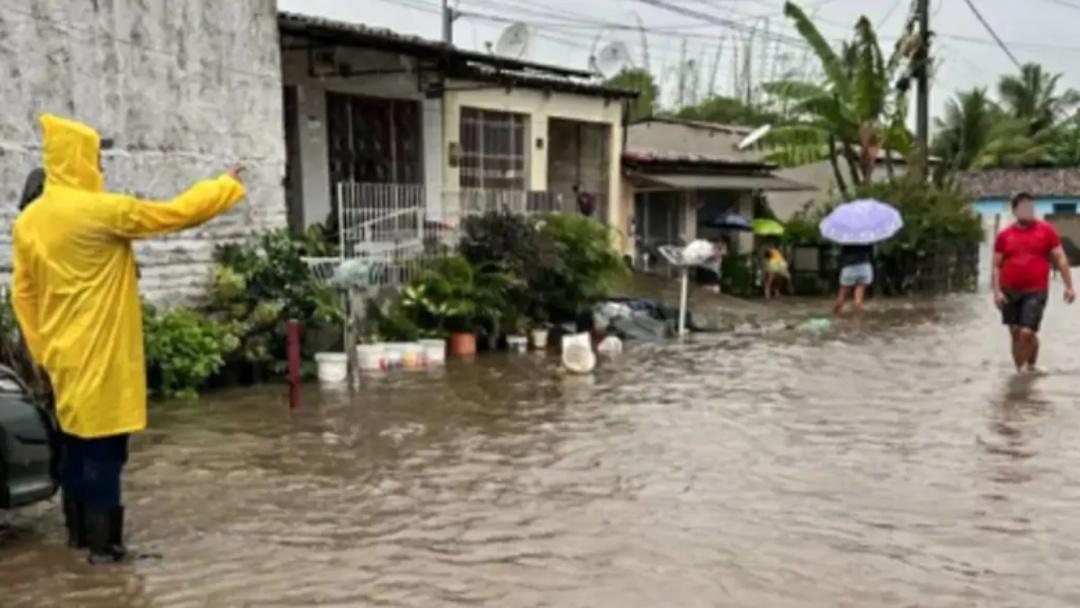 Chuvas em Pernambuco causam deslocamento de 9,4 mil pessoas