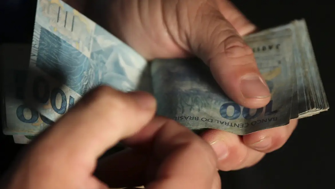 Sal&aacute;rio m&eacute;dio de Sidrol&acirc;ndia recua em 2026, fica abaixo da m&eacute;dia estadual e munic&iacute;pio ocupa 31&ordf; posi&ccedil;&atilde;o no ranking
