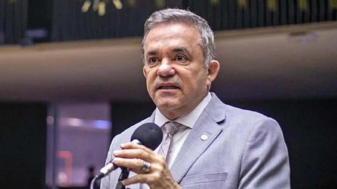 Vander defende o Desenrola 2.0 e diz ser uma necessidade da popula&ccedil;&atilde;o