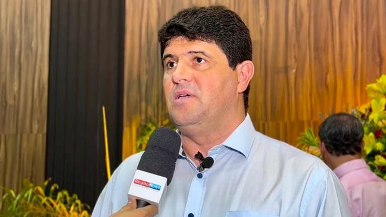 Negocia&ccedil;&otilde;es com sindicalistas avan&ccedil;am; prefeito diz que definir&aacute; reajuste dos servidores at&eacute; dia 14