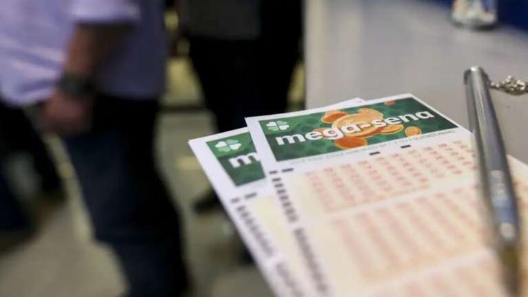 Mega-Sena acumula e pr&ecirc;mio principal vai para R$ 45 milh&otilde;es