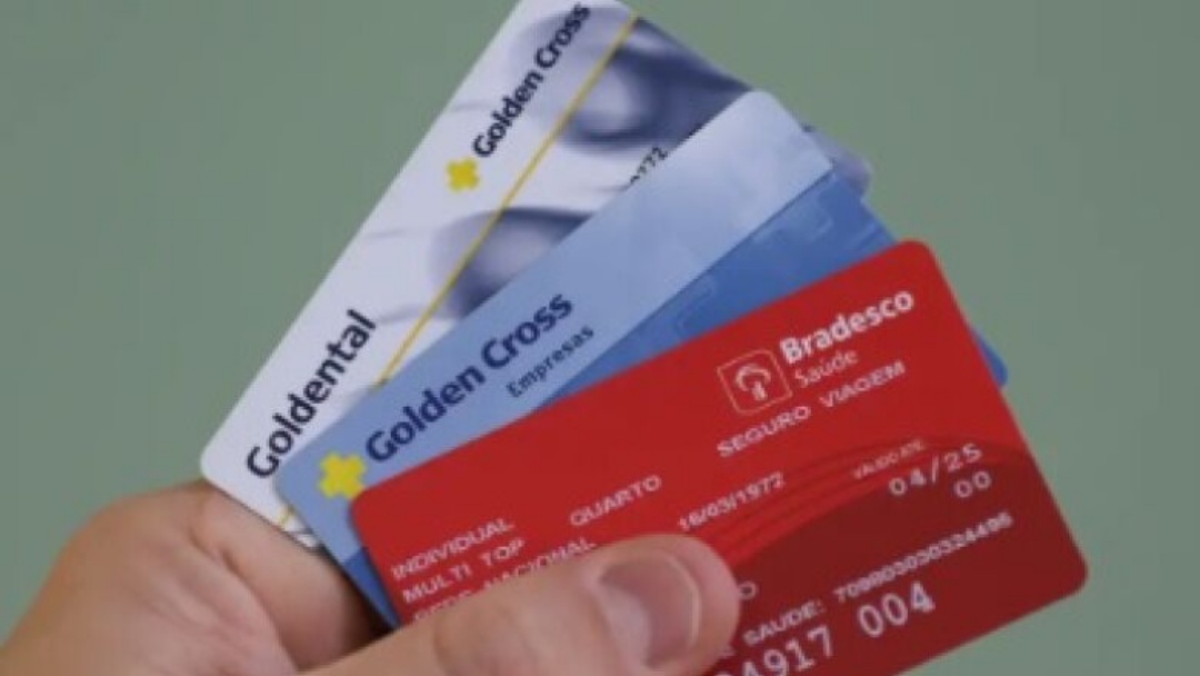 Planos de sa&uacute;de coletivos t&ecirc;m reajuste m&eacute;dio de 9,9%