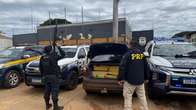 Motorista abandona ve&iacute;culo com meia tonelada de maconha e foge ap&oacute;s abordagem