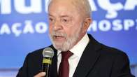 Lula assina MP e zera "taxa das blusinhas"  
