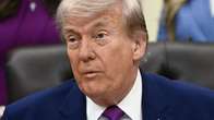 Trump assina ordem para promover inova&ccedil;&atilde;o financeira e eliminar prote&ccedil;&otilde;es regulat&oacute;rias   