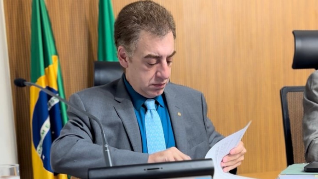 Neno Razuk cita 'lutas' e fala em fim de 'ciclo' ao perder vaga na Assembleia