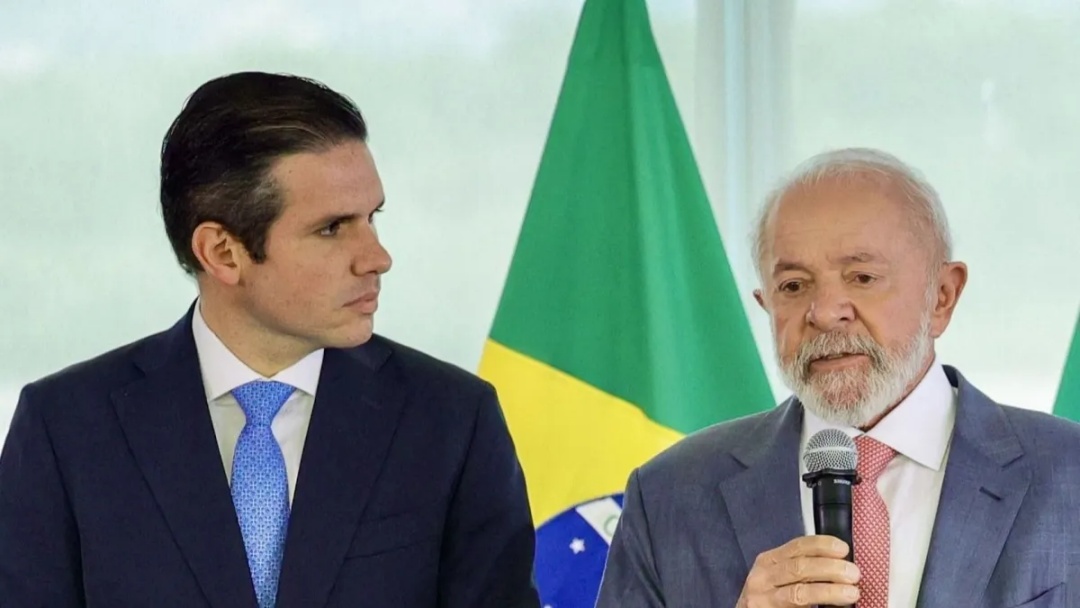 Lula e Motta devem se reunir at&eacute; dia 25 para decidir sobre transi&ccedil;&atilde;o em PEC do fim da 6&times;1