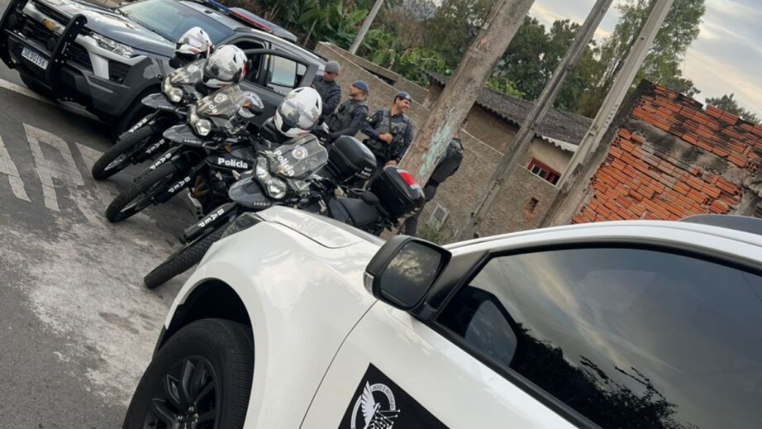 Grupo criminoso simula atendimento bancário para roubar idosos