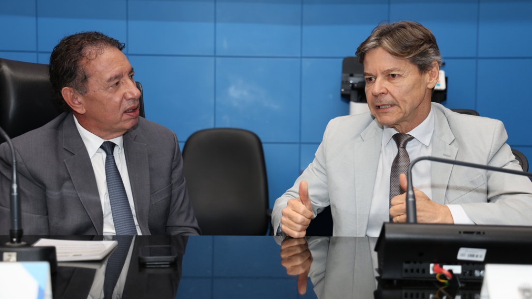 Assembleia aprova substitutivo de Gerson Claro e Paulo Duarte que amplia transparência nas contas de energia solar em MS