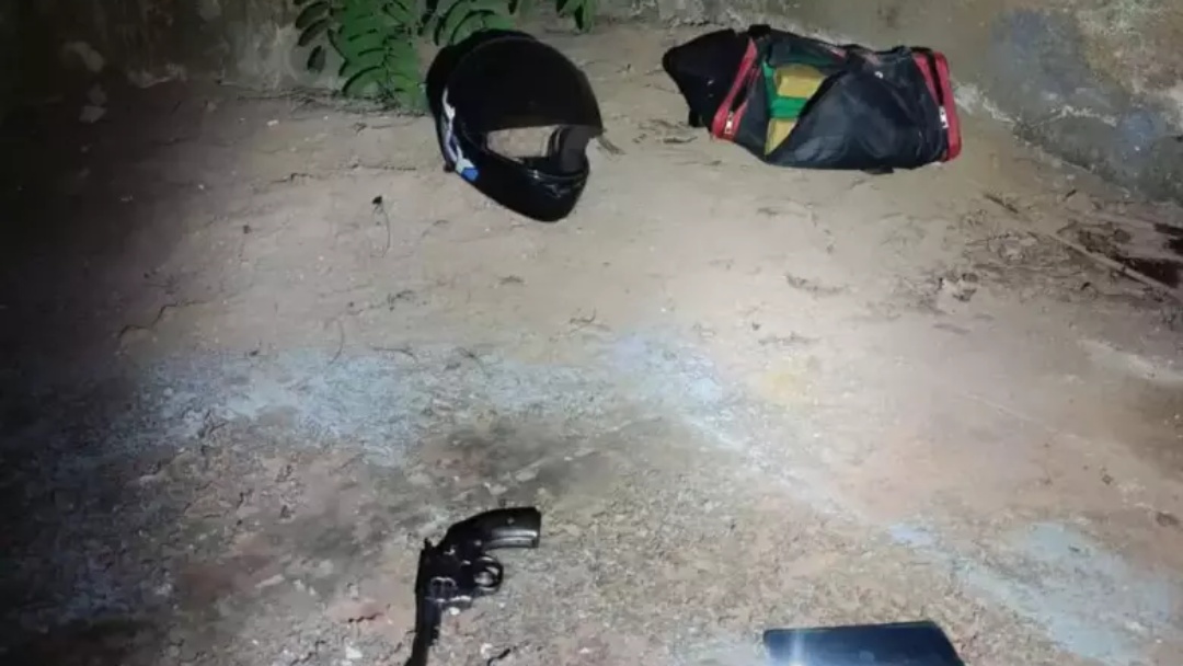 Troca de tiros termina com um suspeito morto e outro ferido