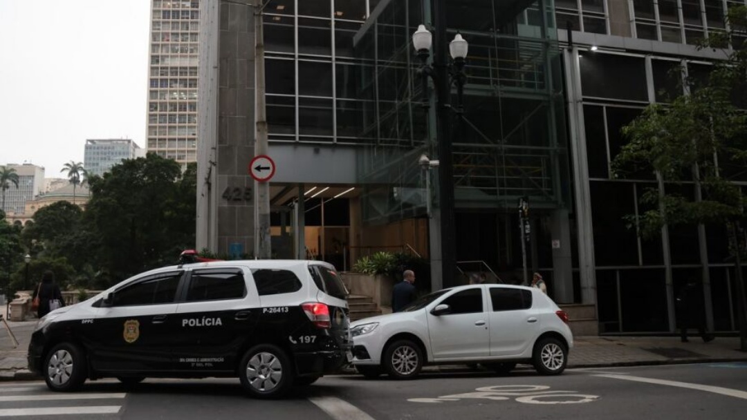 Opera&ccedil;&atilde;o policial contra fraude e desvio atinge produtora do filme de Bolsonaro  