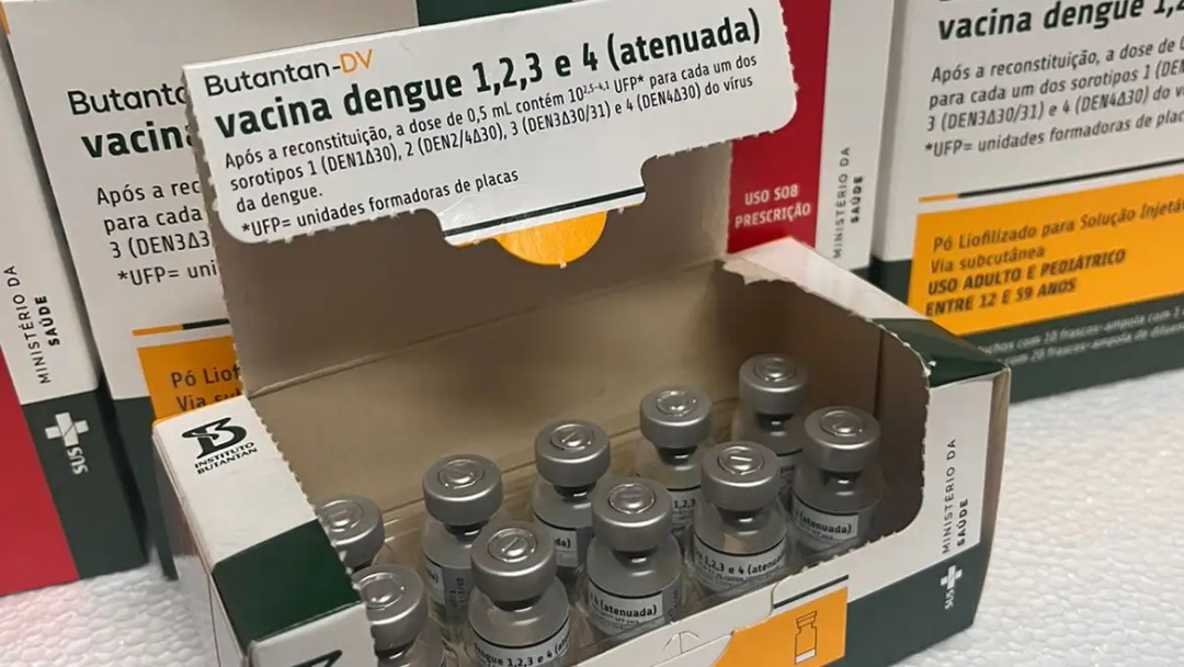Ministério da Saúde suspende vacina contra a dengue do Butantan
