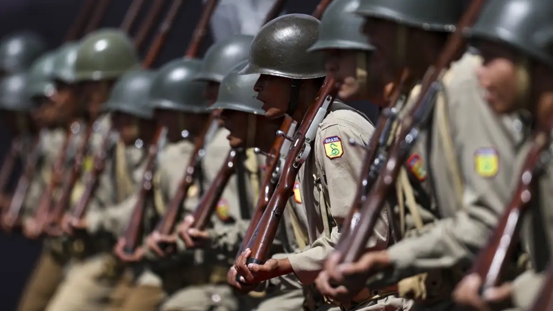 Exército mantém patrulha de fronteiras mesmo com bloqueio do orçamento