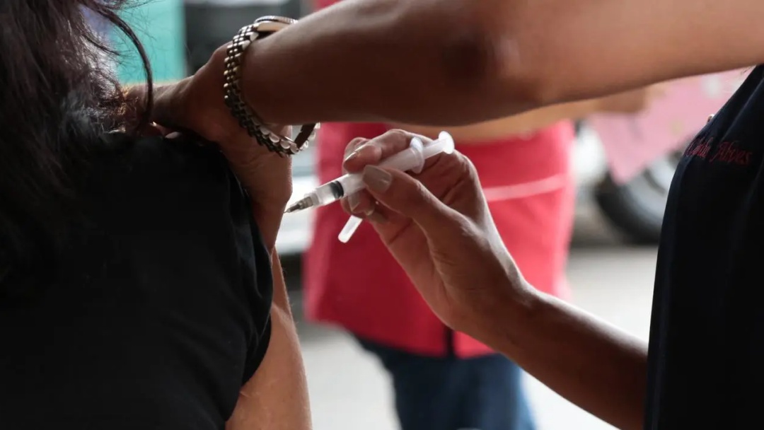 Com 67 mortes, baixa vacinação contra gripe alerta para aumento de casos em MS