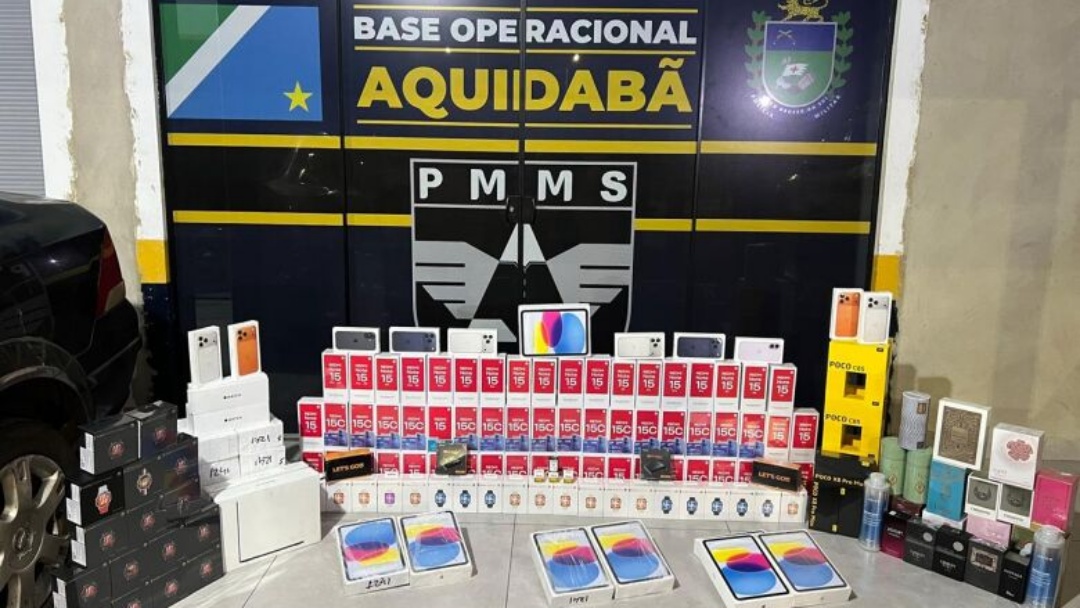 Vectra é apreendido levando mais de R$ 500 mil em contrabando