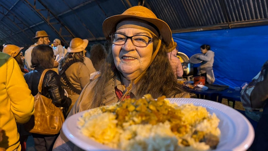 Entre o forró e o cuscuz, nordestinos celebram sua história e tradição