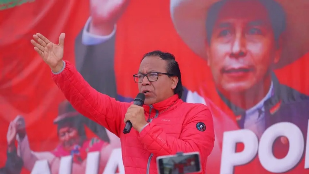 No Peru, Sánchez pede anulação de votos de eleitores no exterior