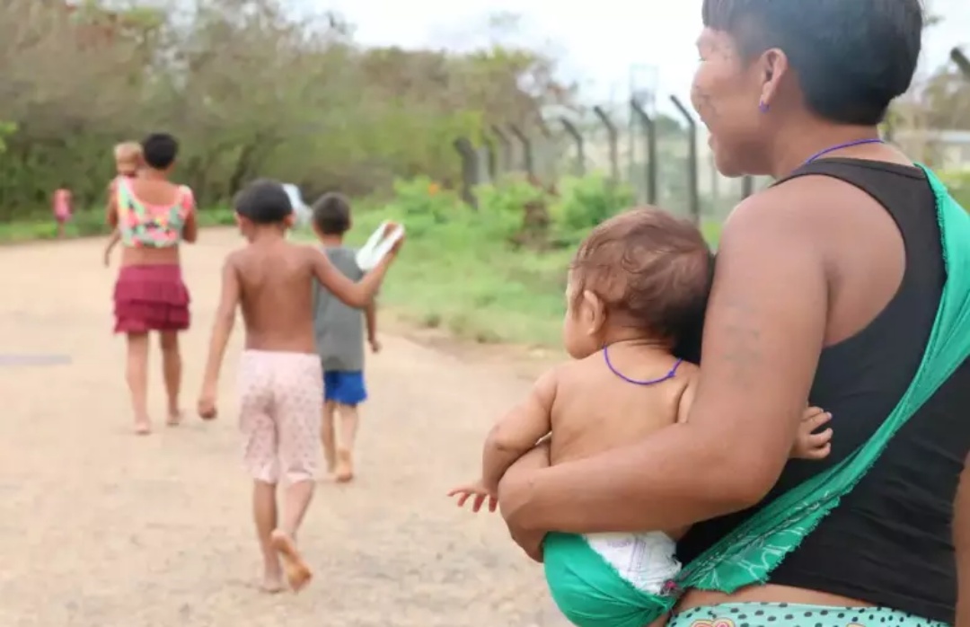 Saúde cria comitê para reduzir morte materna e infantil indígena