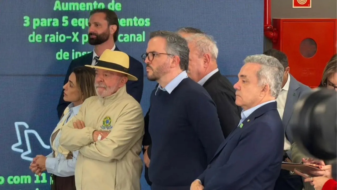 Lula autorizou estudo para &lsquo;dividir&rsquo; aeroporto de Ponta Por&atilde; com Paraguai, diz Vander