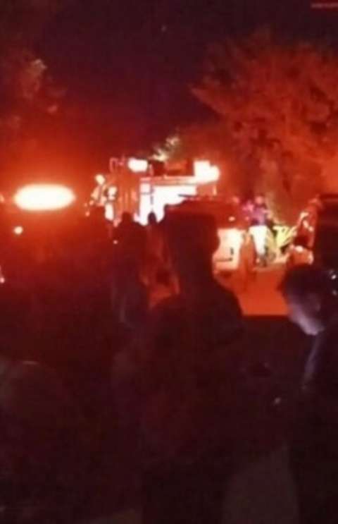 Menino morreu intoxicado ao tentar se proteger entre sof&aacute; e parede da sala 