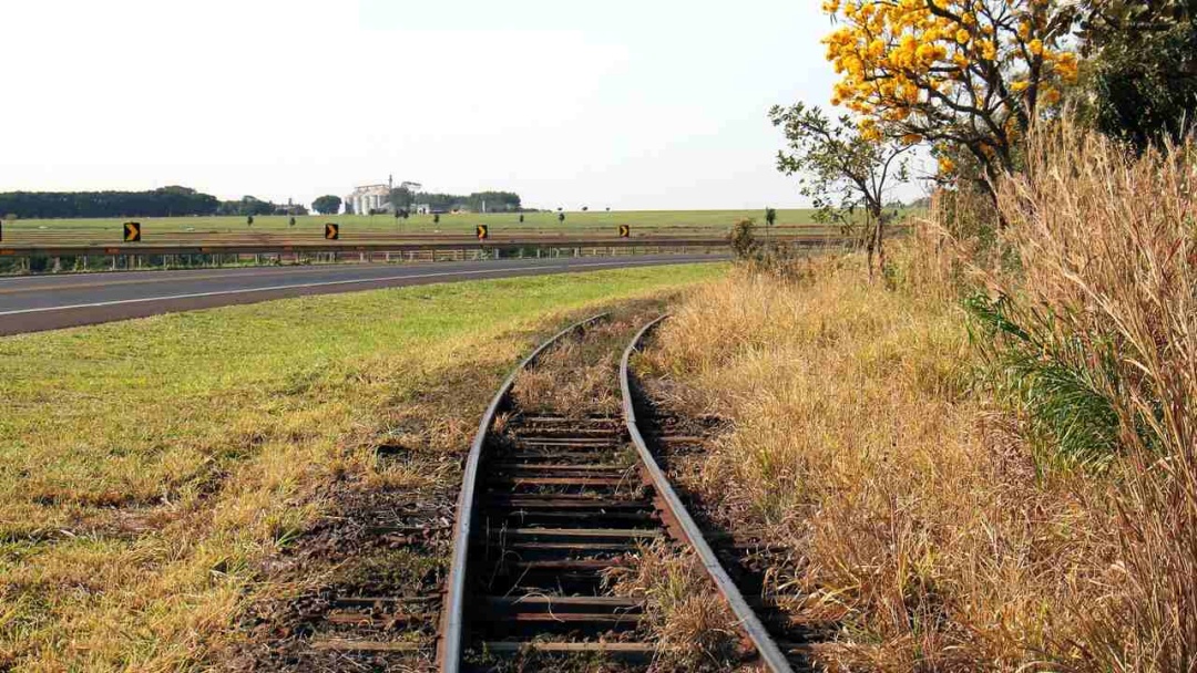 Concess&atilde;o da Malha Oeste chega ao fim ap&oacute;s 30 anos e futuro do ramal de Sidrol&acirc;ndia segue indefinido