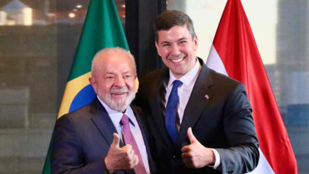 Lula se re&uacute;ne com l&iacute;deres sul-americanos para a 68&ordf; C&uacute;pula do Mercosul no Paraguai