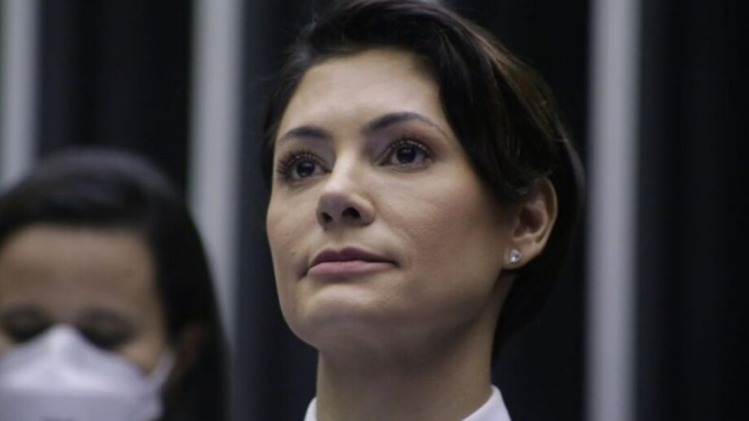 Michelle Bolsonaro deixa comando do PL Mulher em meio a crise interna no partido