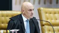 Por ordem de Moraes, PF faz busca por armas na casa de Bolsonaro