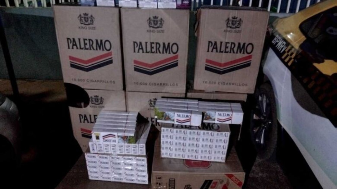 Cigarros contrabandeados e dispositivos para cigarro eletr&ocirc;nicos s&atilde;o apreendidos