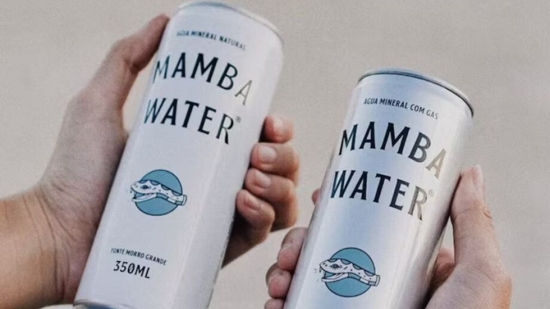 Anvisa suspende venda de lotes da Mamba Water com a mesma bactéria de produtos Crystal