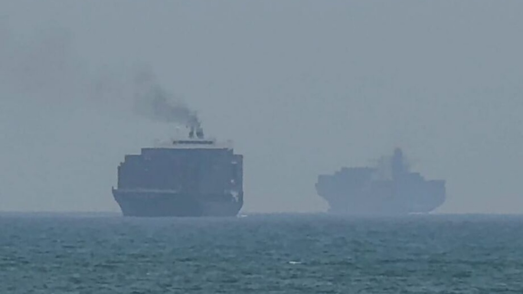 EUA e Irã voltam a trocar ataques no Estreito de Ormuz e países do Golfo Pérsico