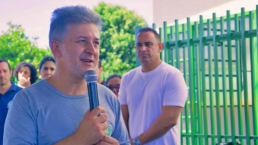 Secret&aacute;rio de Educa&ccedil;&atilde;o deixa o cargo no dia 31; ser&aacute; a 6&ordf; mudan&ccedil;a no 1&ordm; escal&atilde;o do prefeito Rodrigo Basso