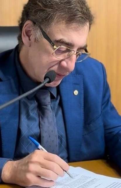Ex-deputado Neno Razuk tem nome inclu&iacute;do na lista da Interpol